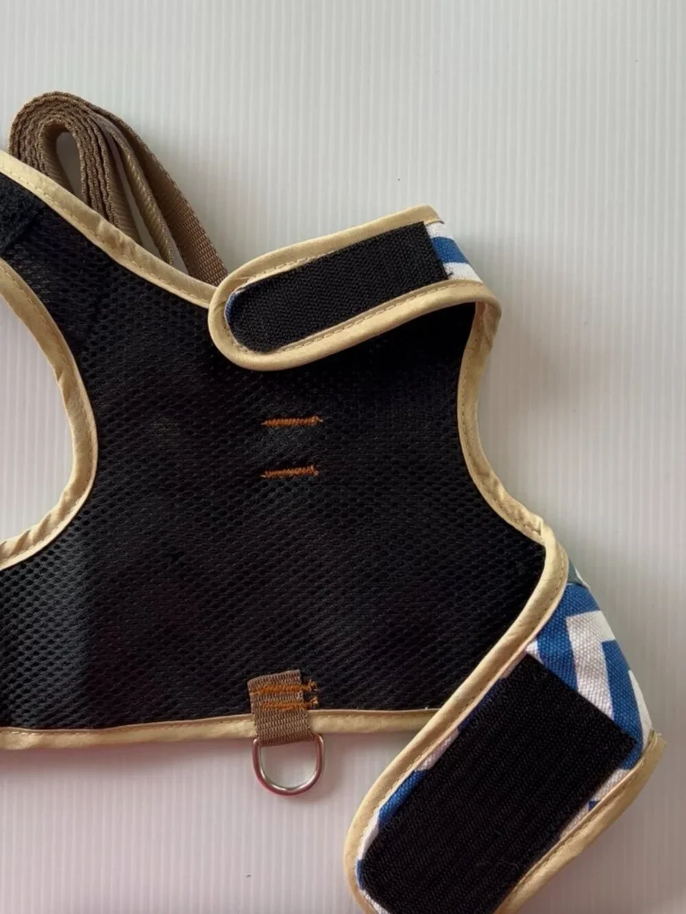 SECRUITY CAT HARNESS  NWOT  Vizhi Miaow